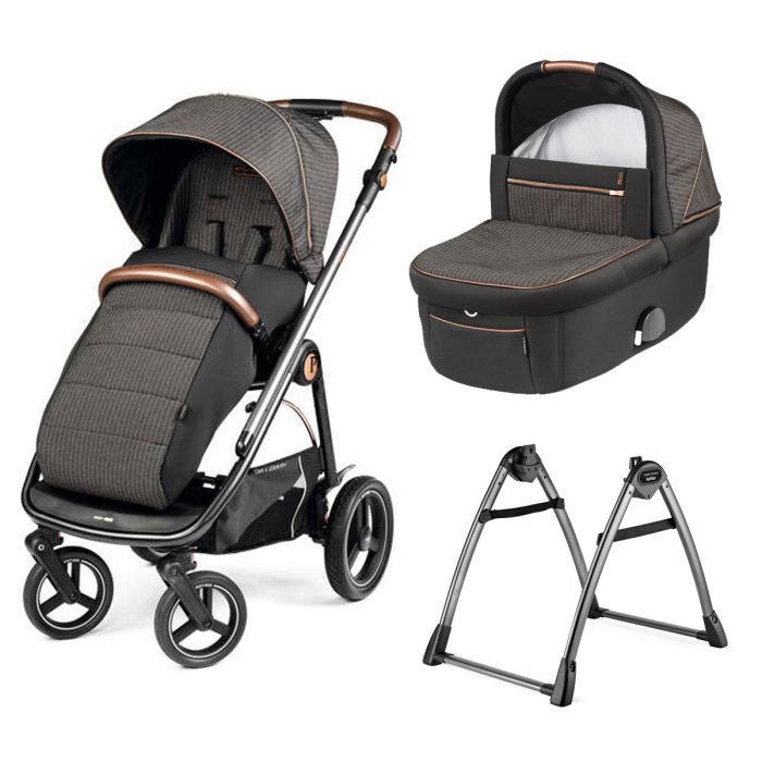 PEG PEREGO VELOCE TC es un carro modular, ligero, versatil, para el paseo del bebé con capazo y silla. Ruedas todoterreno. Antes 1040 €, ahora 795 €.