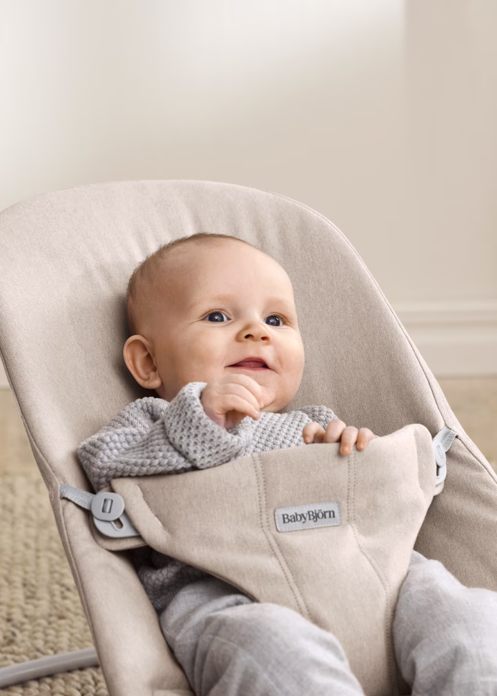 Hamaca Bliss tejido jaspeado Beige BabybJörn - Imagen 8