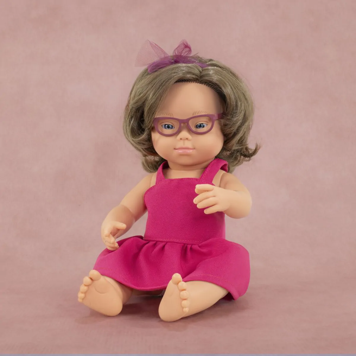 Muñeca sd con gafas 38 cms Miniland - Imagen 3